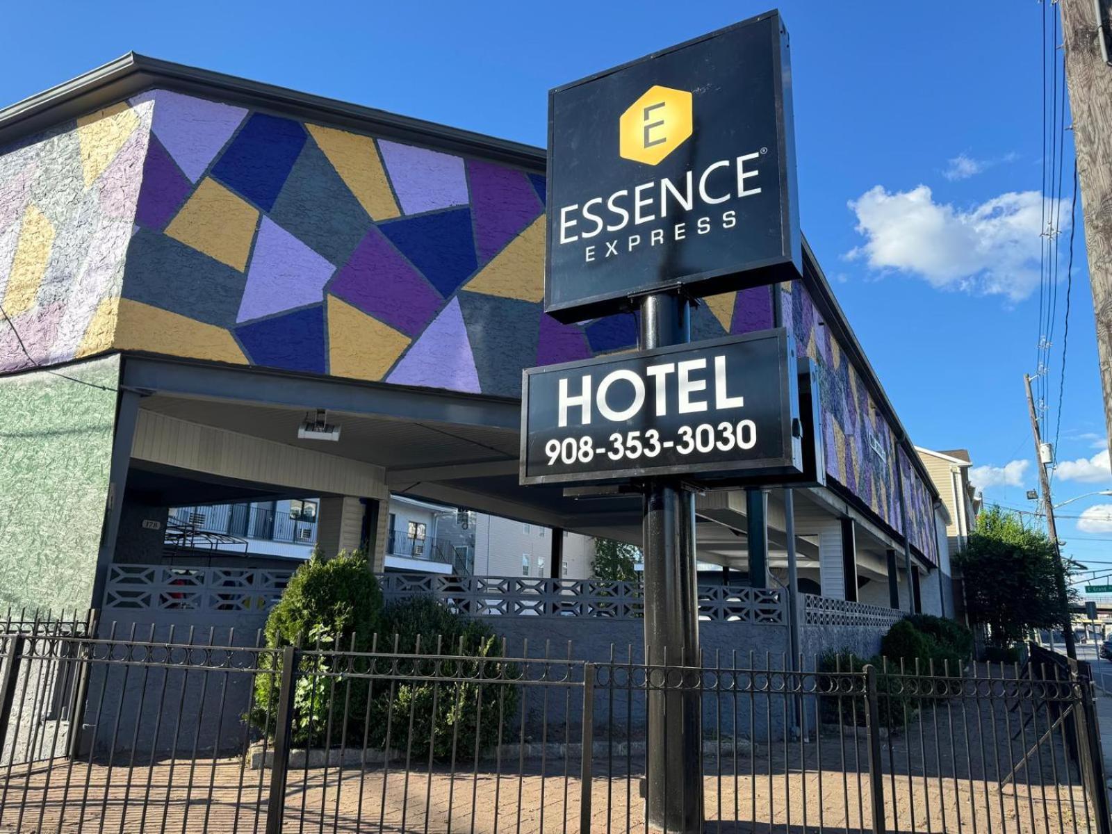 Essence Express Elizabeth Ewr Airport Hotel Exterior foto